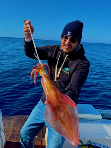 Pesca ai calamari con la tombolella napoletana